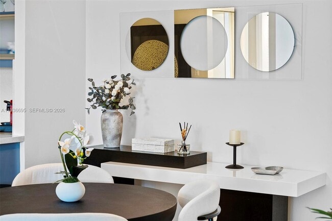 Building Photo - 2301 Collins Ave