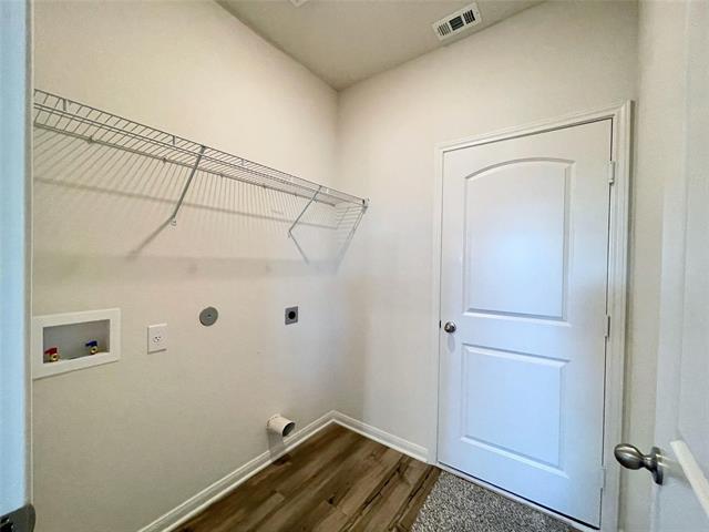 Building Photo - 1946 Canterbury Dr