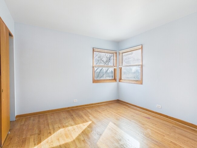 Building Photo - 755 Dulles Rd