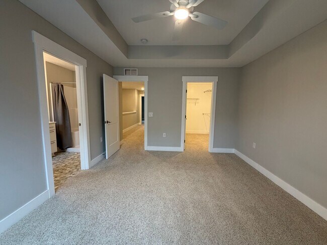 Building Photo - 2351 Watertown Wy