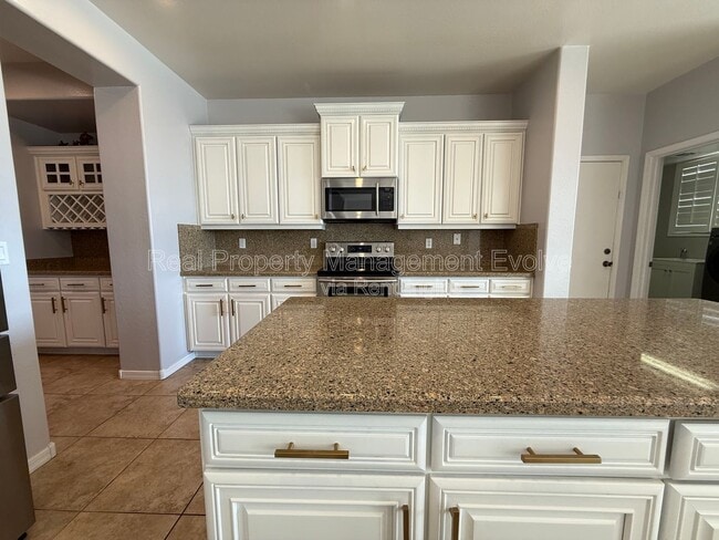Building Photo - 4287 S Kimberlee Dr