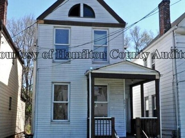 Building Photo - 6638 Vine St
