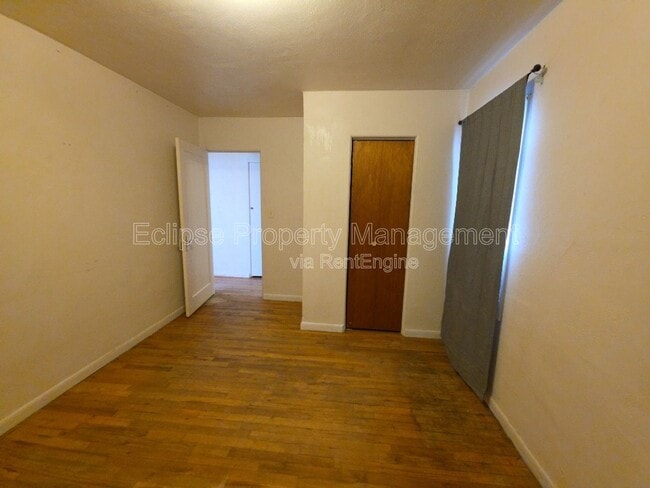 Building Photo - 503 Brown Ave