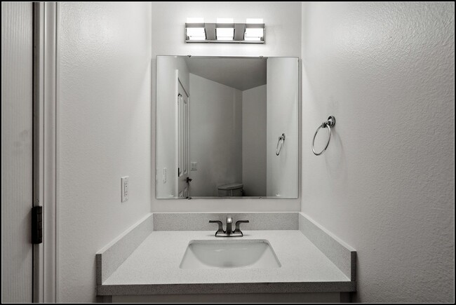 Building Photo - ADON5541