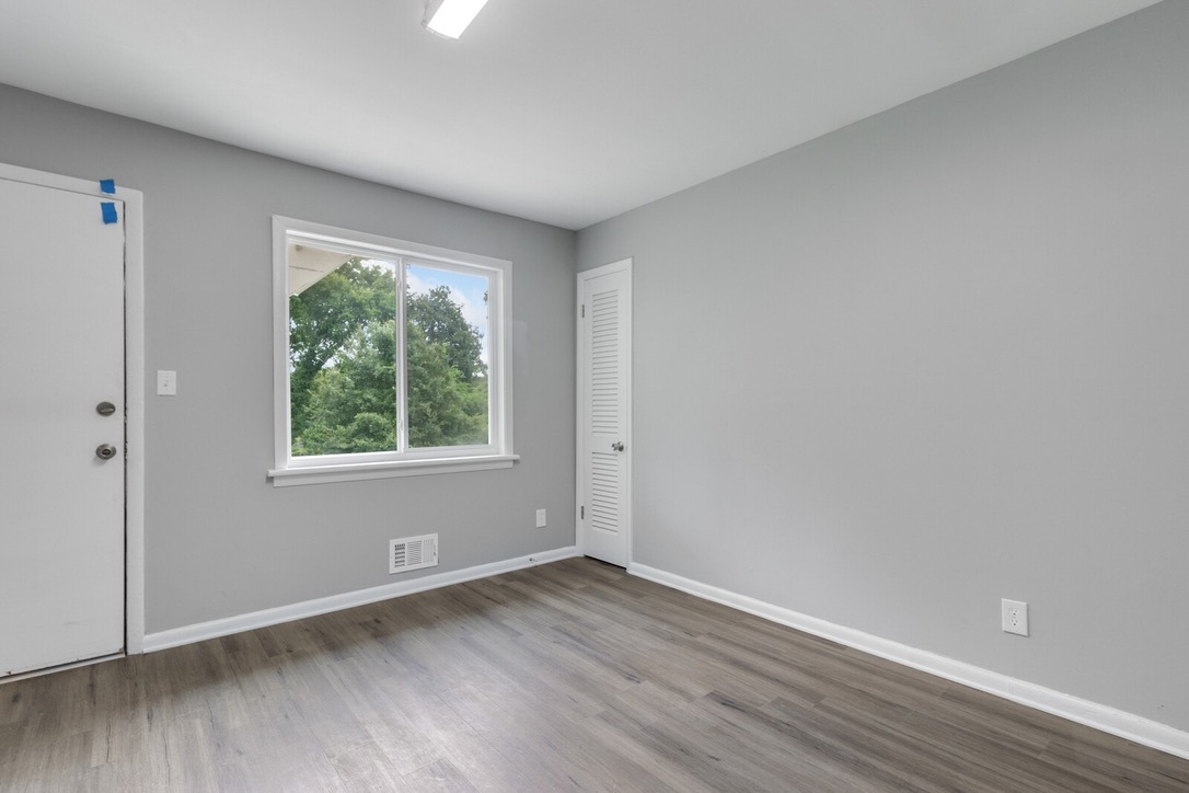 Full kitchen includes pantry w/ shelves - 2058 Nettie Ct