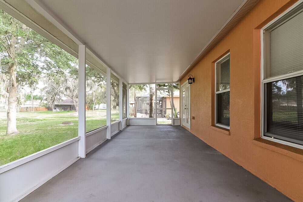 Building Photo - 6708 Summer Haven Dr
