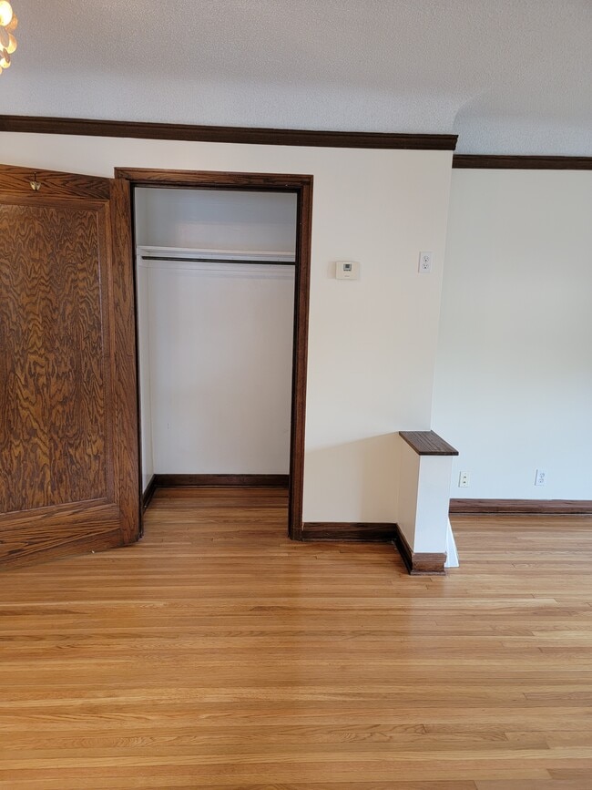 Building Photo - 4850 S 28th Ave