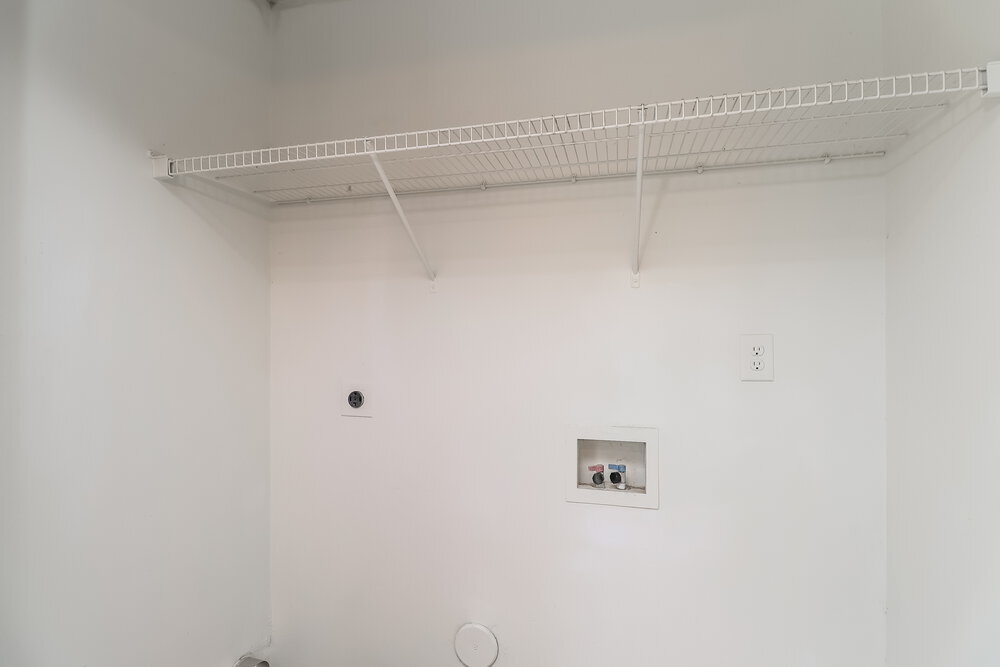 Building Photo - 814 Oakshire Cir