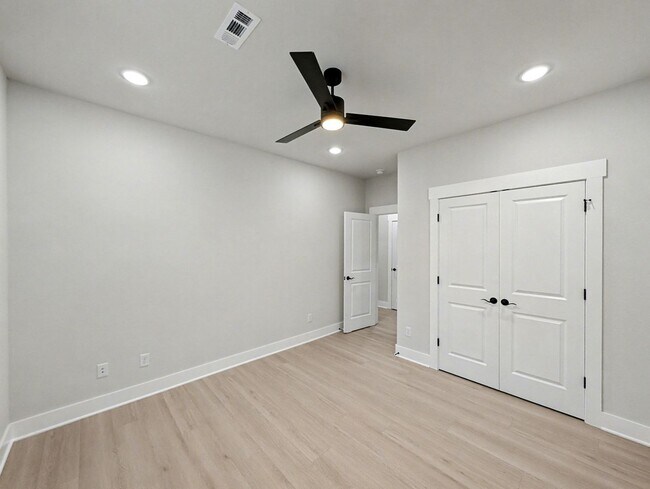 Building Photo - Fabulous New Construction Rental in Bella Vista Featuring a Rare 3-Car Garage
