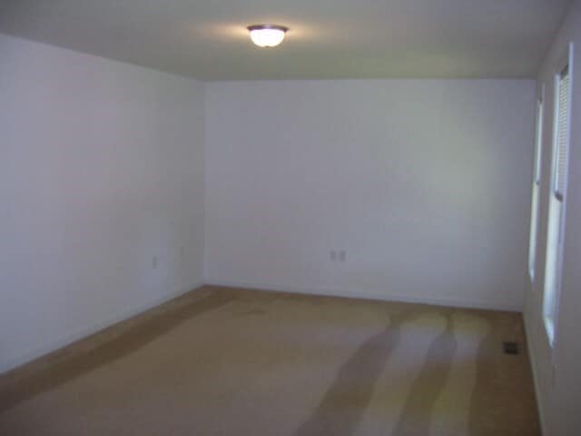 Building Photo - 126 Mill St
