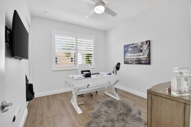 Building Photo - 5022 NW 16th Way