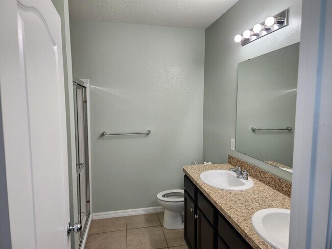 Building Photo - 335 Arbor Lakes Dr