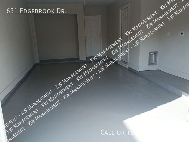 Building Photo - 631 Edgebrook Dr