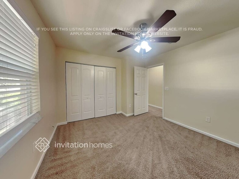 Building Photo - 5352 SW 155th Ave
