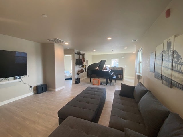 Building Photo - 1184 Montevideo Ci