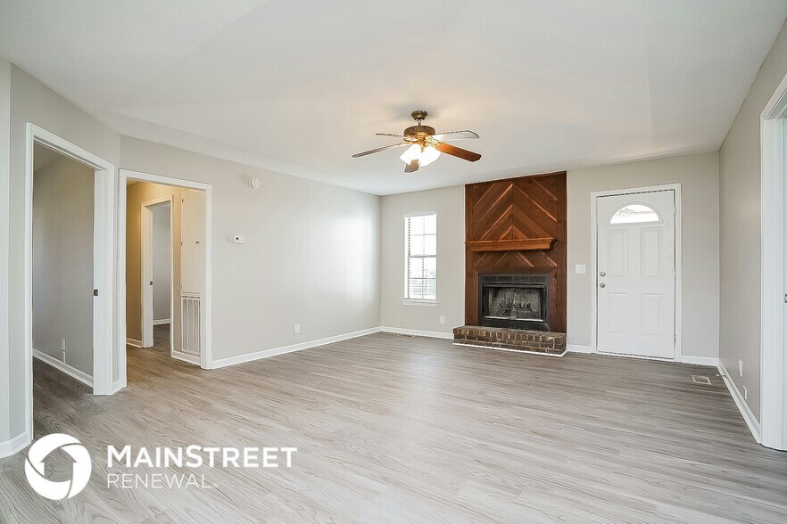 Building Photo - 600 Arbor Ct
