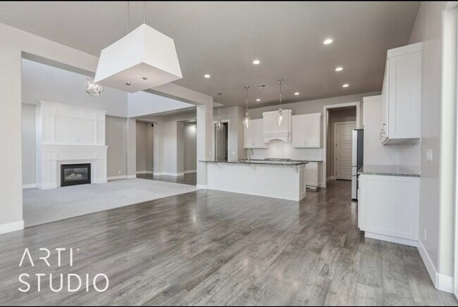 Building Photo - 3933 S Steeplechase Rd