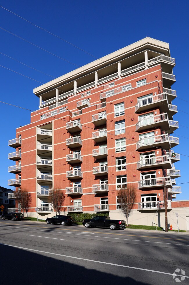 The West End Nashville, TN Apartment Finder