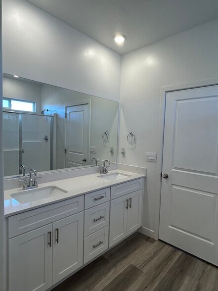 Primary Bath - 1362 S Gulch Ln