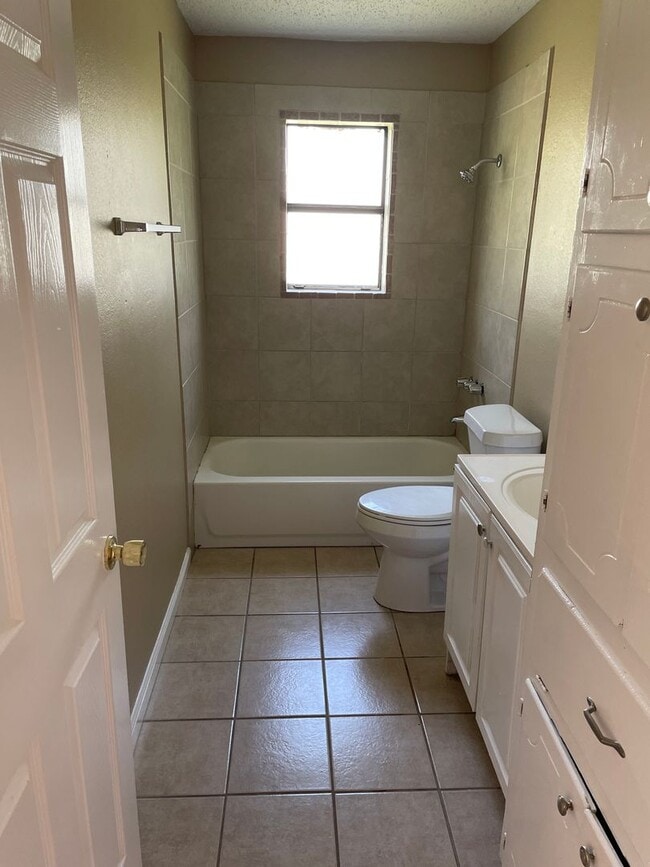 Building Photo - Beautiful 3 bedroom home in Haughton