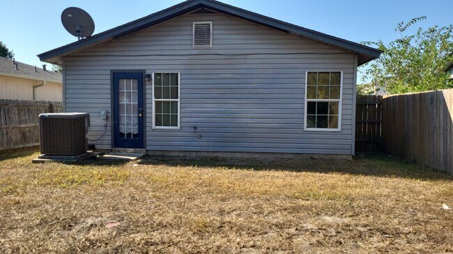 Building Photo - Ready for Move-In