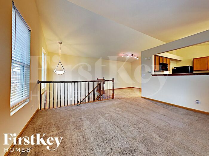 Building Photo - 751 Serendipity Dr