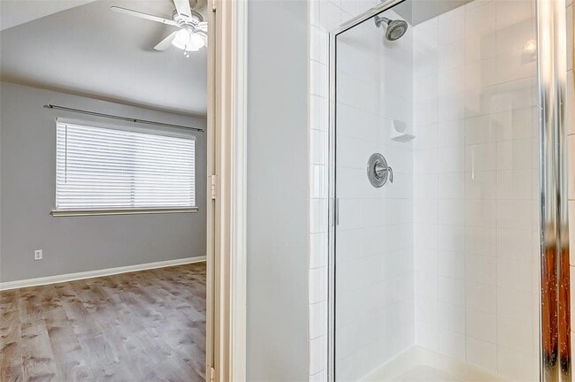 Building Photo - 25331 Clover Ranch Dr