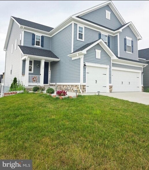 Building Photo - 122 Poe Dr
