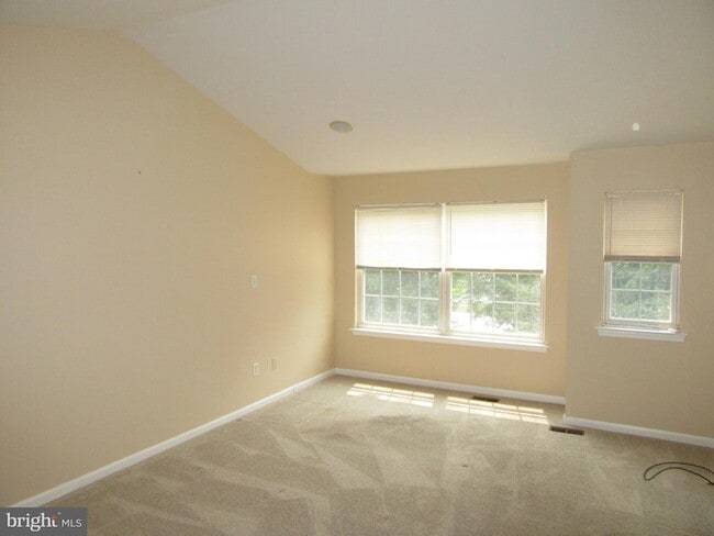 Building Photo - 20 Doolin Bay Dr
