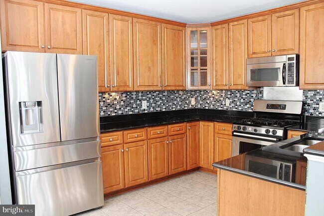 Building Photo - 3335 Wilton Crest Ct