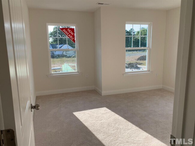 Building Photo - 523 Wayland Grove Ln