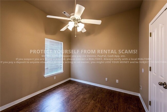 Building Photo - 6871 Cutter Ct