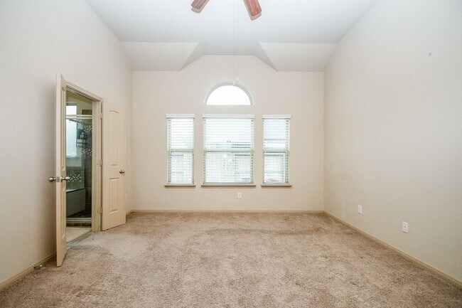 Building Photo - 11718 Balvano Dr