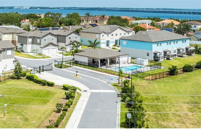 Building Photo - 2101 Sebring Pl