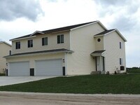 Building Photo - 375 Adeline Dr