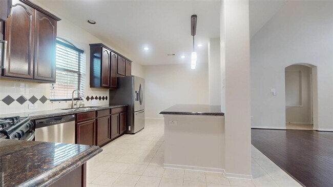 Building Photo - 26503 Forest Pine Ln