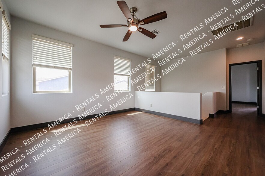 Building Photo - 9862 E Ignition Dr