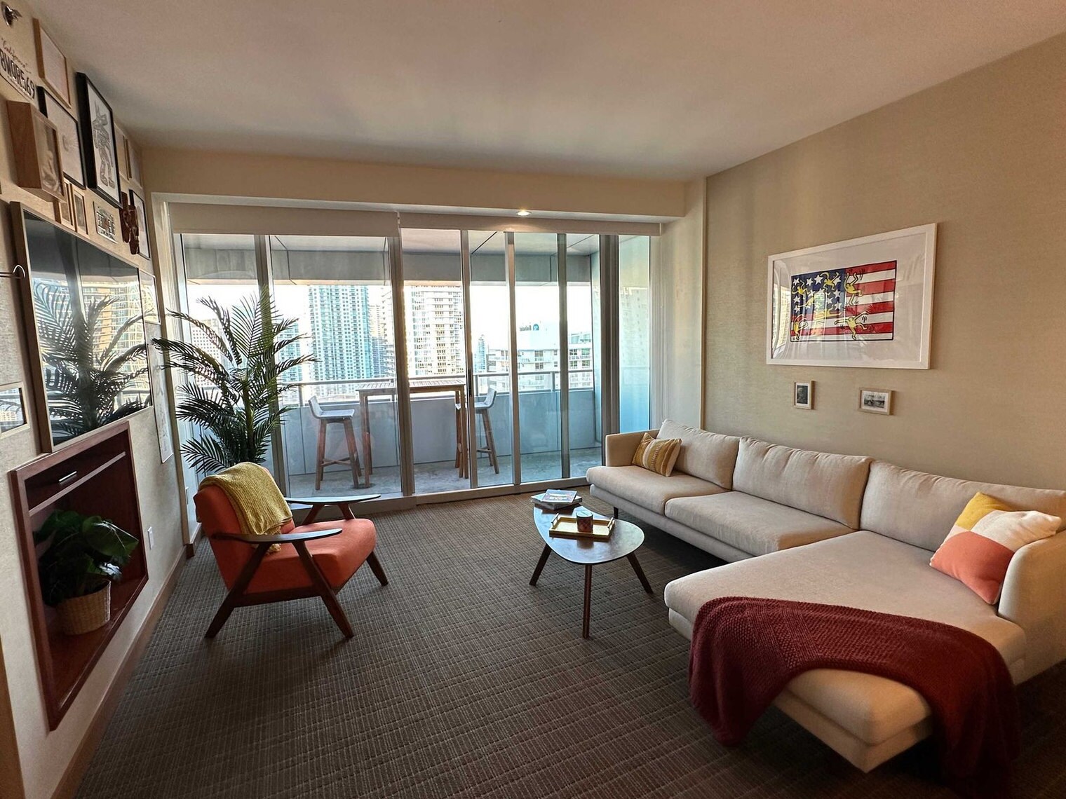 Building Photo - 1395 Brickell Bay Dr