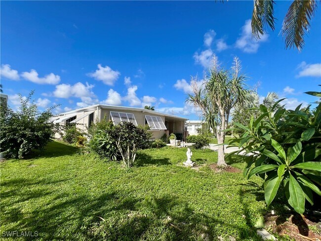 Building Photo - 13 Cannes Dr