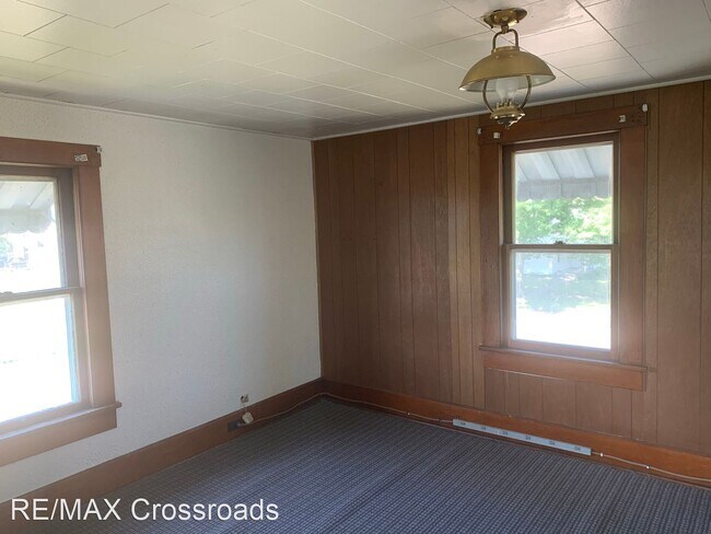 Building Photo - 2 br, 1 bath House - 423 Union Avenue