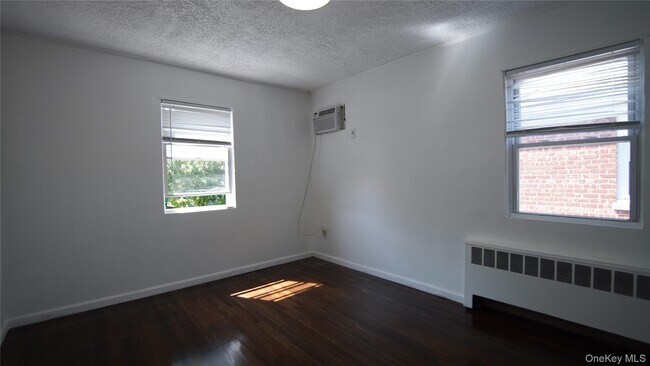 Building Photo - 56 Fisher Ave