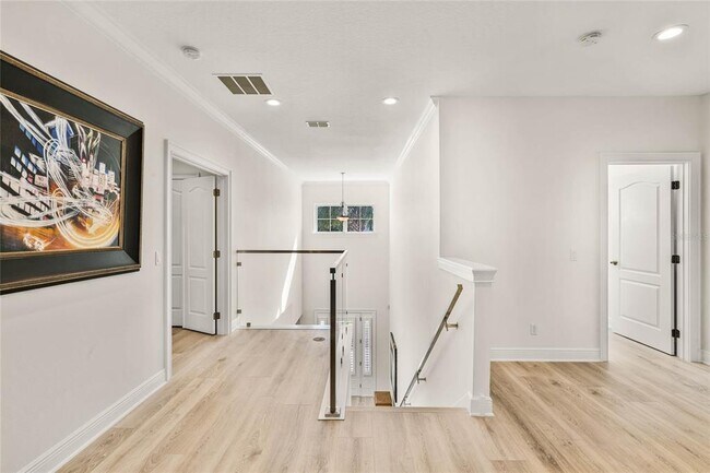 Building Photo - 3609 Simonton Pl