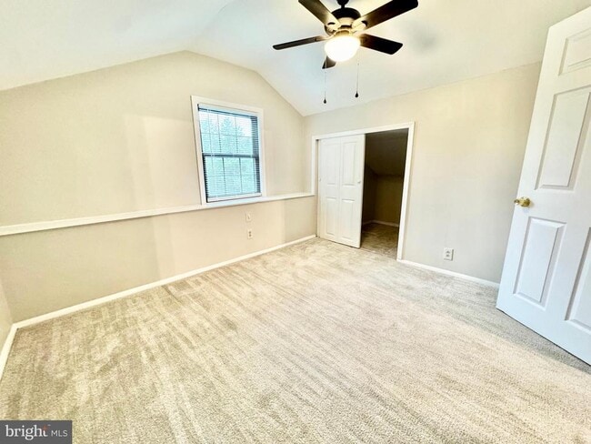 Building Photo - 39 S Turnberry Dr