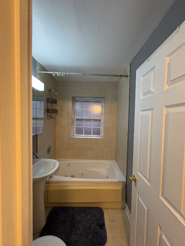 Building Photo - 129 Elmwood Ave