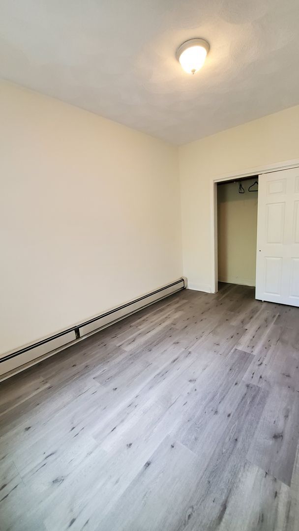 Building Photo - ALLSTON 2 BED WITH UPDATED KITCHEN - DISHWASHER