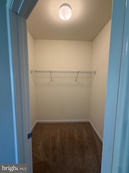Building Photo - 44 Esther Ct