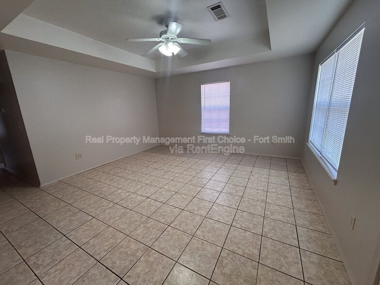 Building Photo - 1857 Brazil Ave