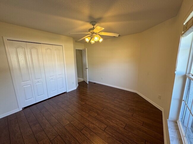 Building Photo - 3130 Westgate Dr