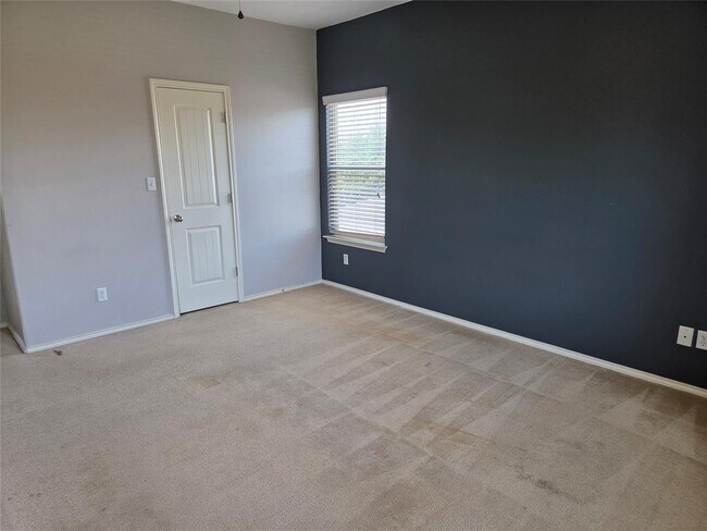 Building Photo - 108 Quarry Ln
