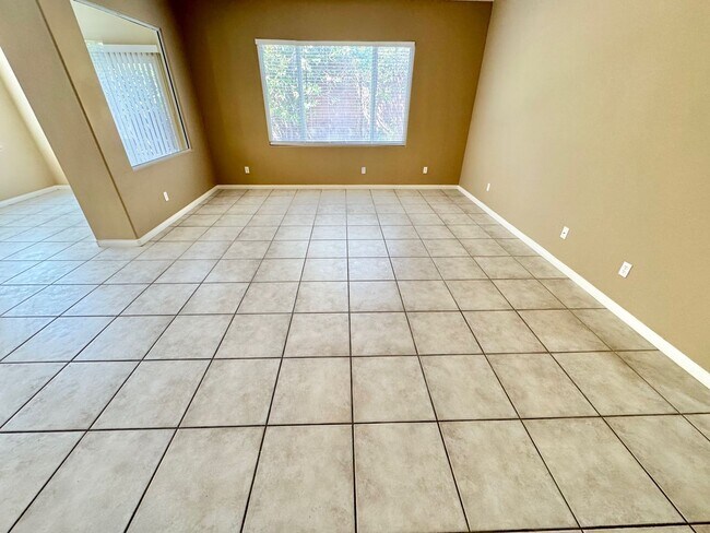 Building Photo - BEAUTIFUL 3 BEDROOM CONDO IN THE STETSON R...
